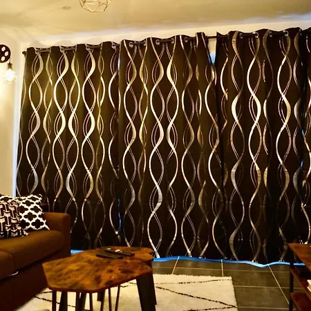 L'atelier * קרסט